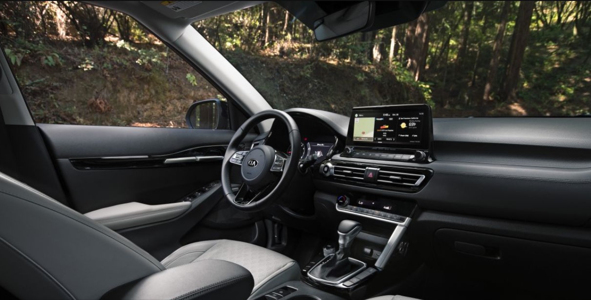 Cabin xe Kia Seltos