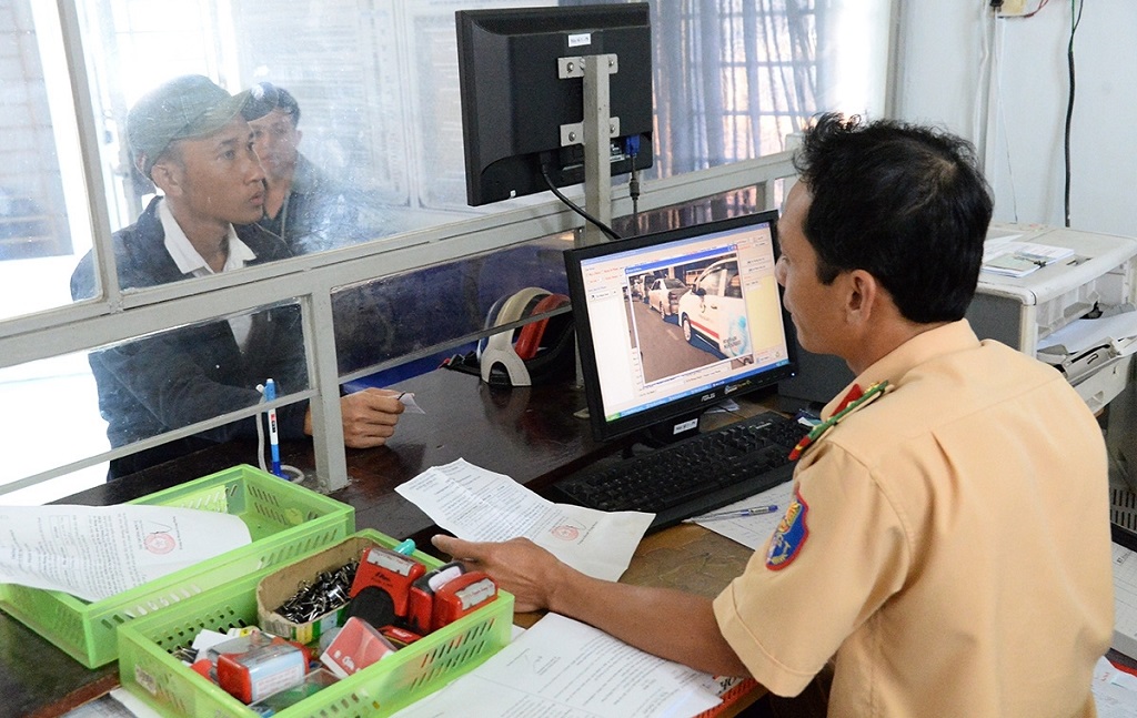 nộp phạt vi phạm giao thông
