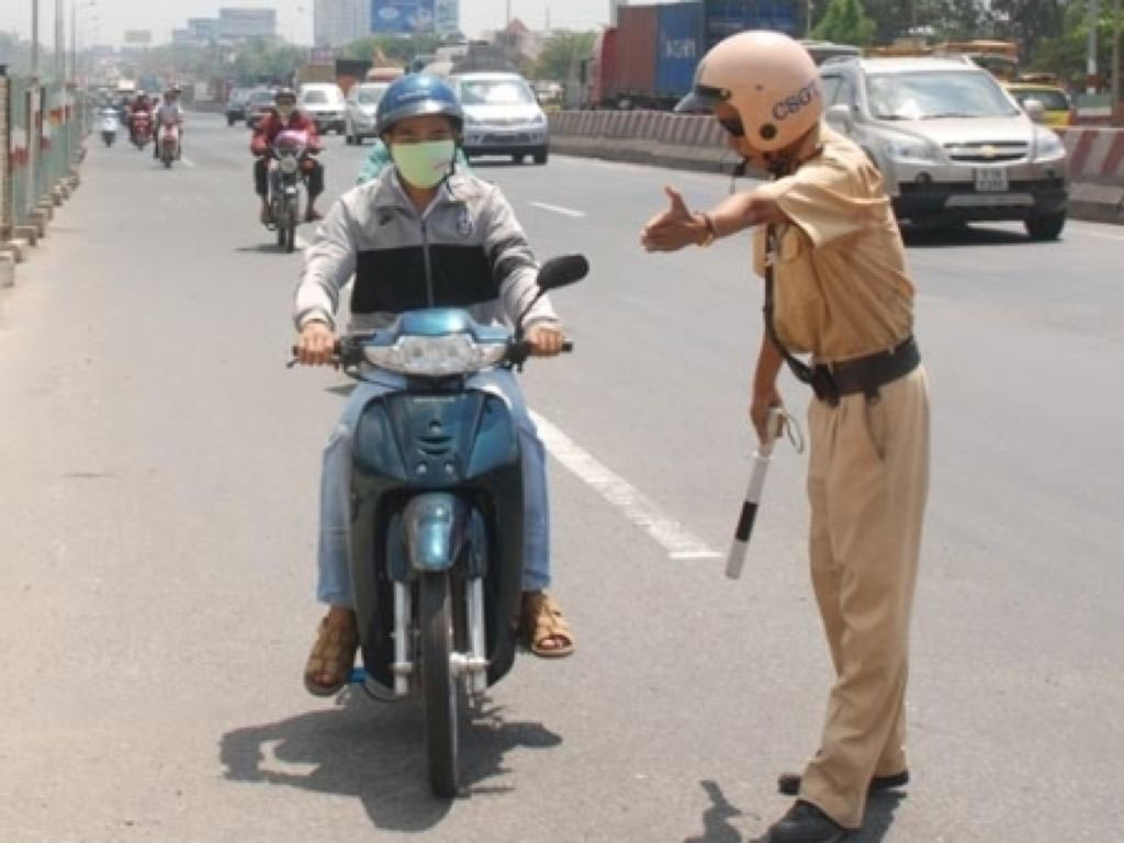 csgt dừng xe