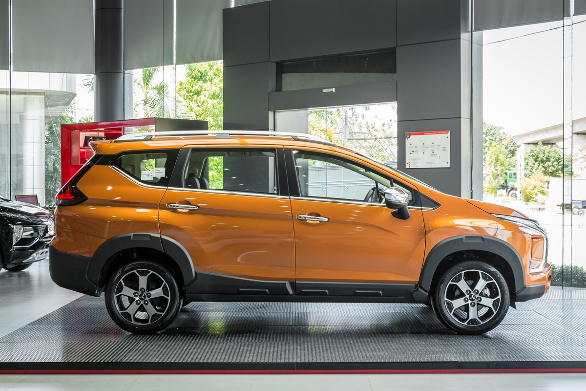 Thân xe Mitsubishi Xpander Cross