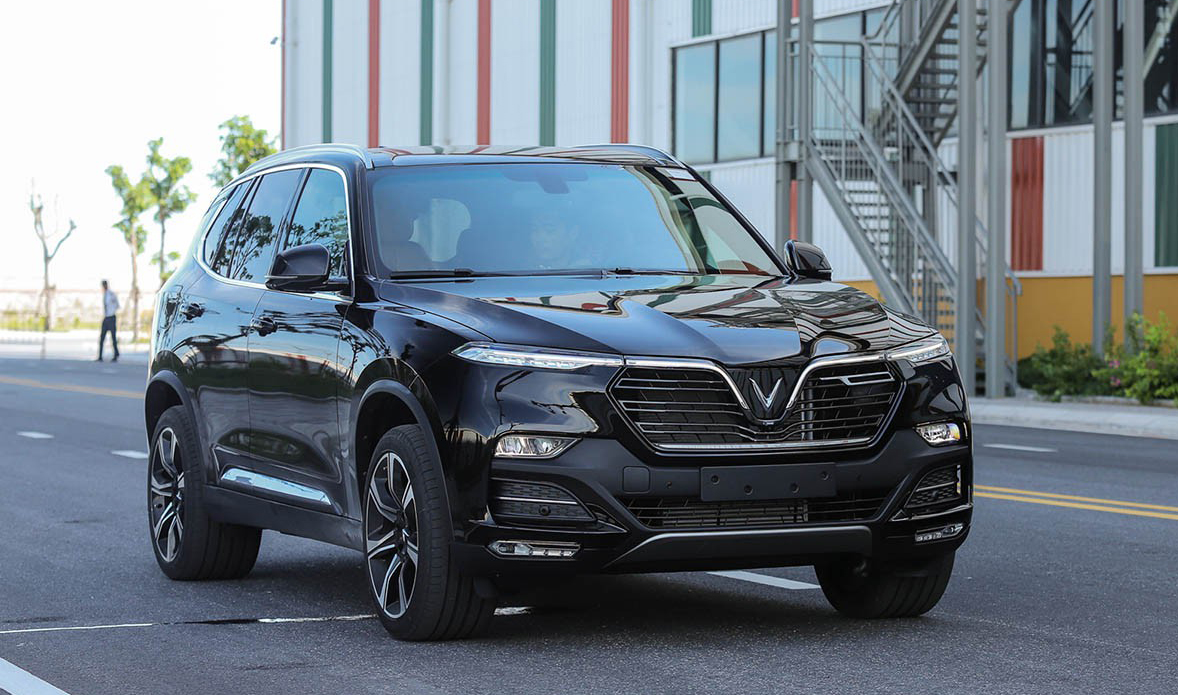 Xe VinFast Lux SA2.0