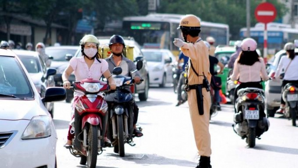 Chính thức bỏ quy định phải bật đèn xe máy cả ngày
