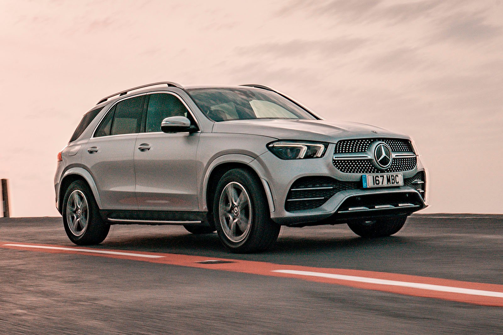 Ưu nhược điểm của 10 mẫu SUV sang trọng bậc nhất năm 2020