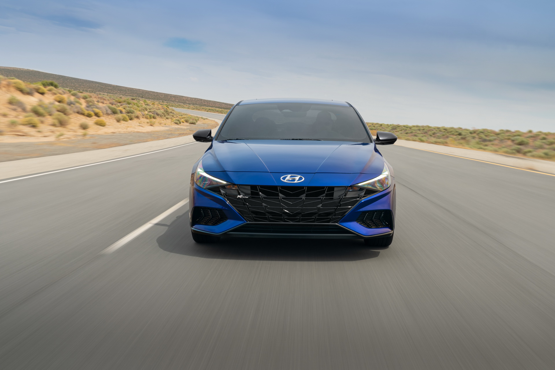 Thiết kế đầu xe Hyundai Elantra N Line 2021