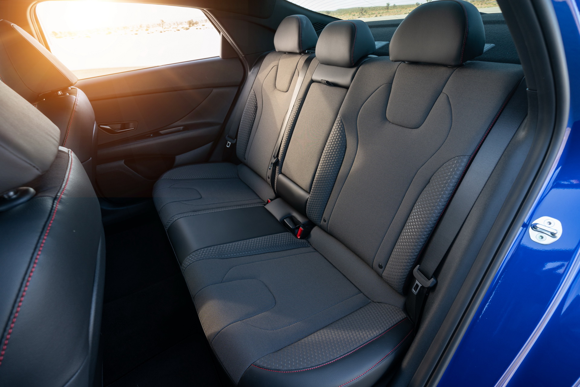 Hàng ghế sau xe Hyundai Elantra N Line 2021