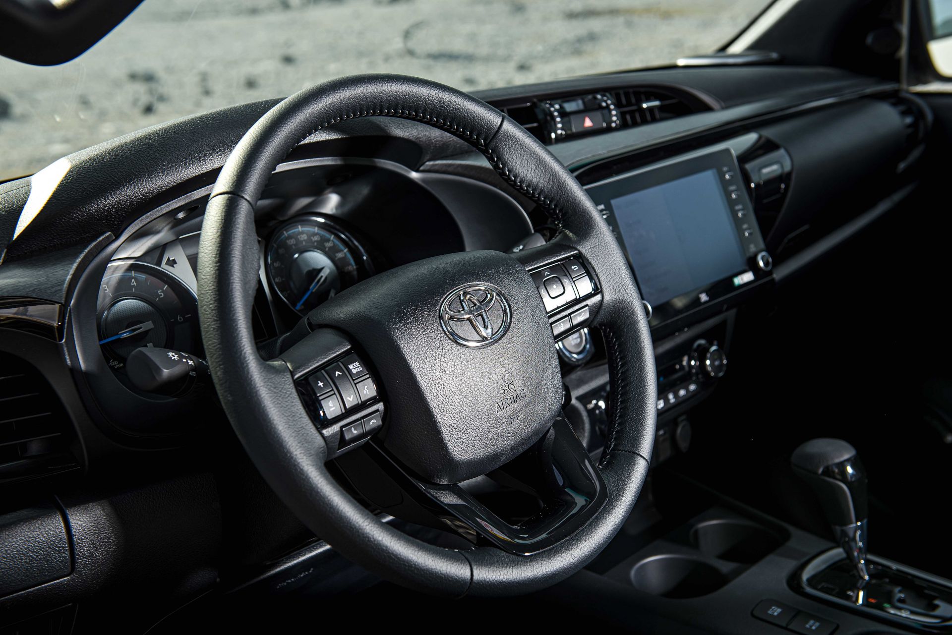 Vô lăng của Toyota Hilux 2020