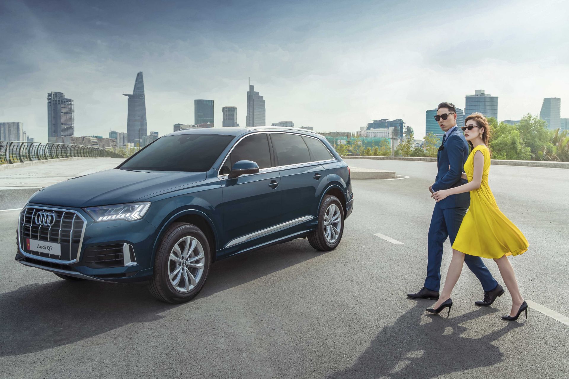 Audi Q7 mới nổi bật cùng