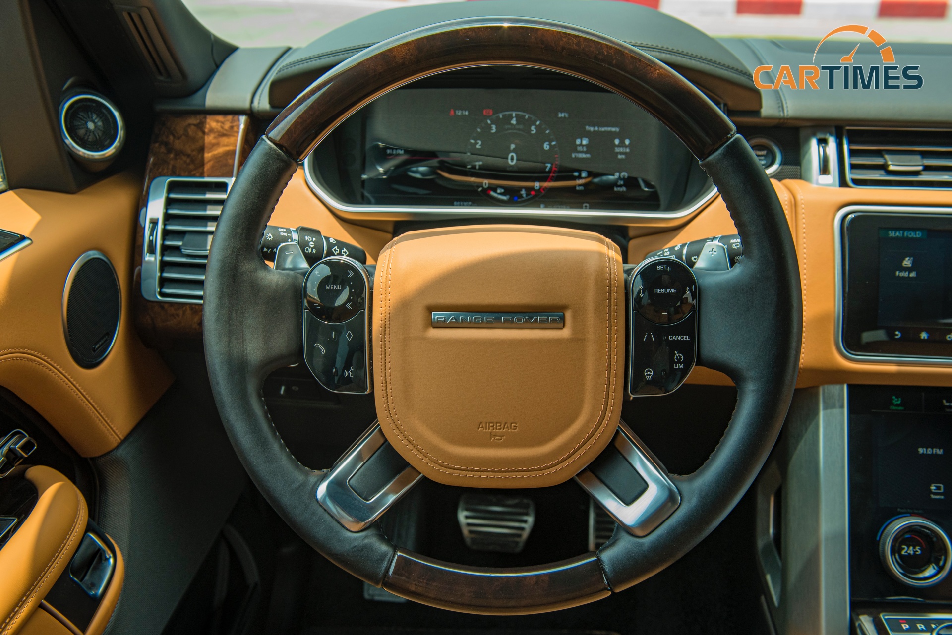 Vô lăng xe Range Rover Autobiography P400
