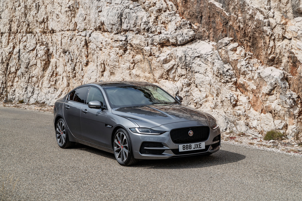 Các dòng xe của Jaguar Land Rover được bảo dưỡng 5 năm miễn phí