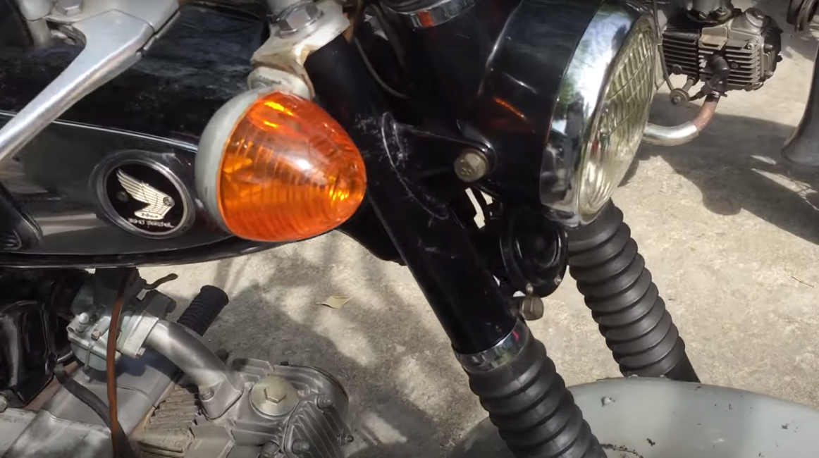 Giới hâm mộ Honda 67 luôn chú ý đến từng chi tiết nhỏ của chiếc xe còn nguyên bản