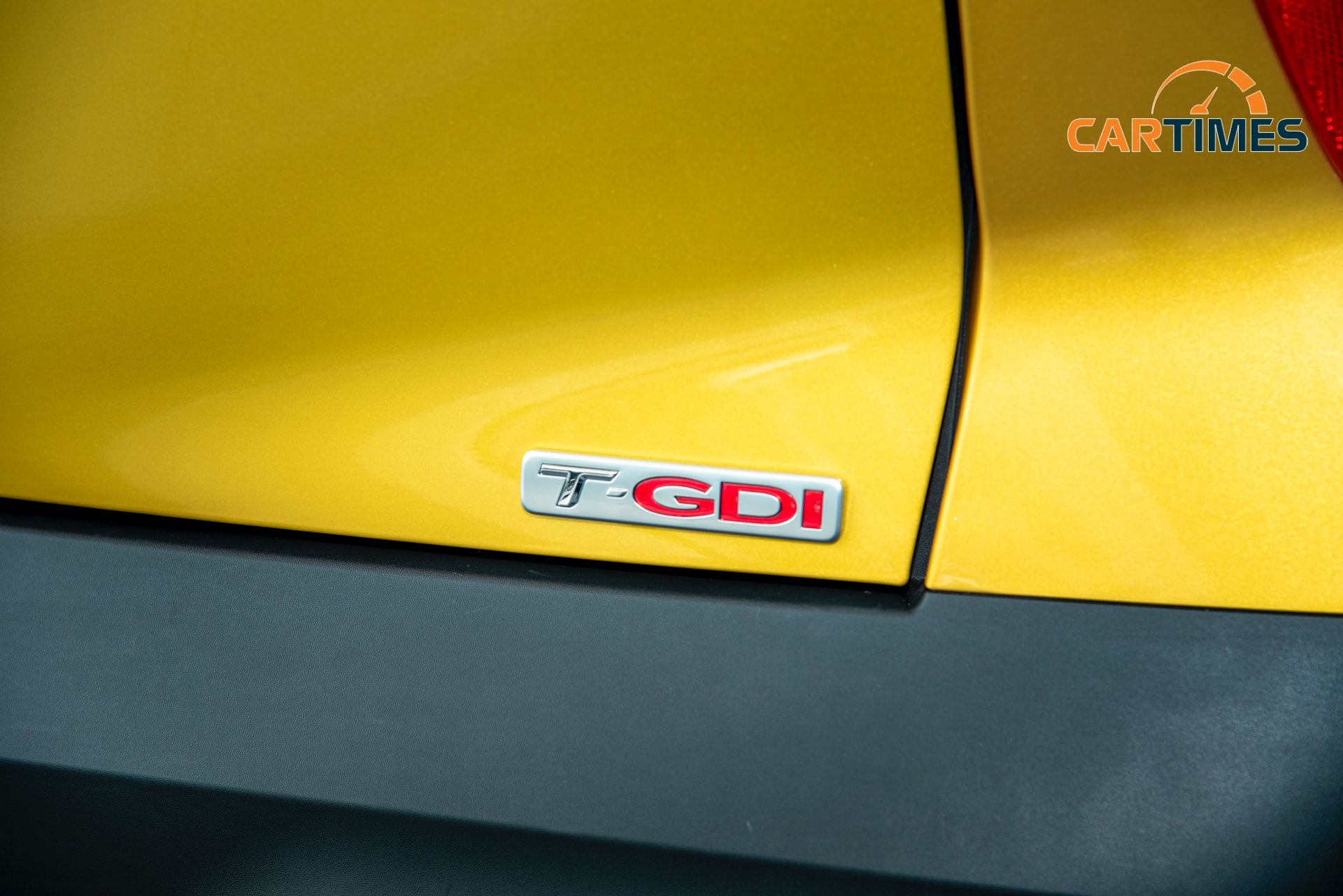 Logo hiển thị động cơ 1.4L GDI
