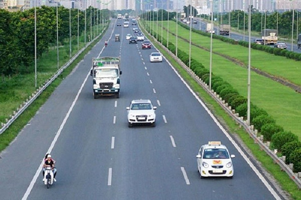 Vượt xe đúng quy định