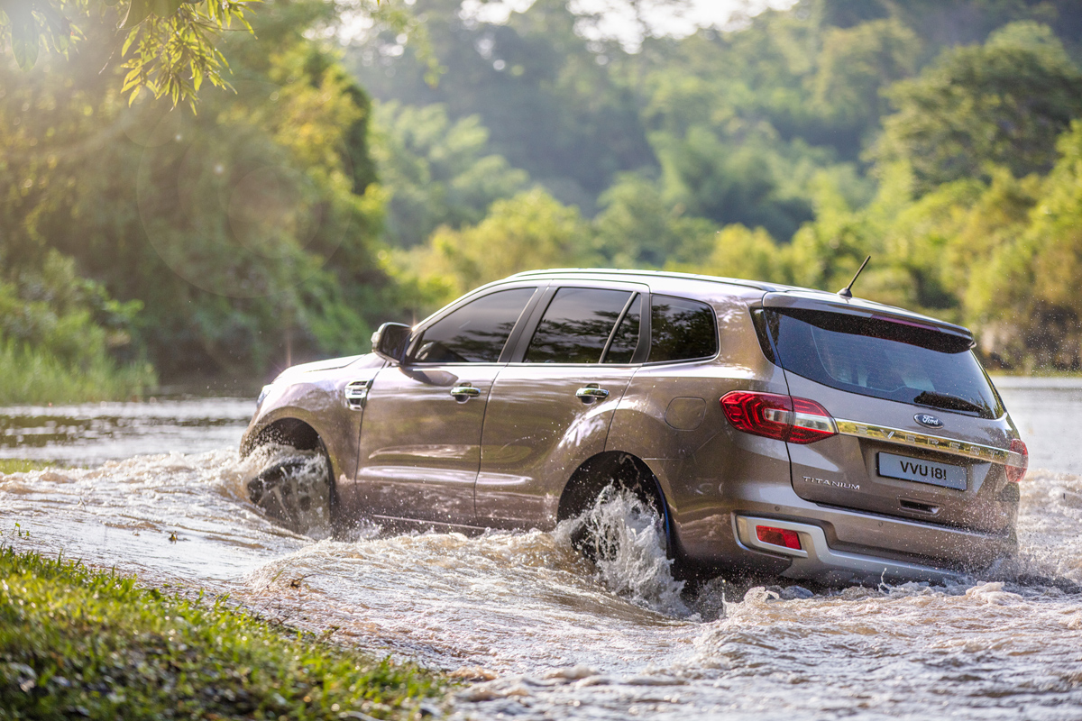 Xe Ford Everest