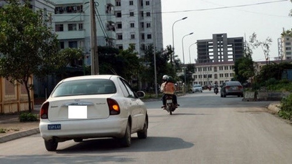 xi nhan xe