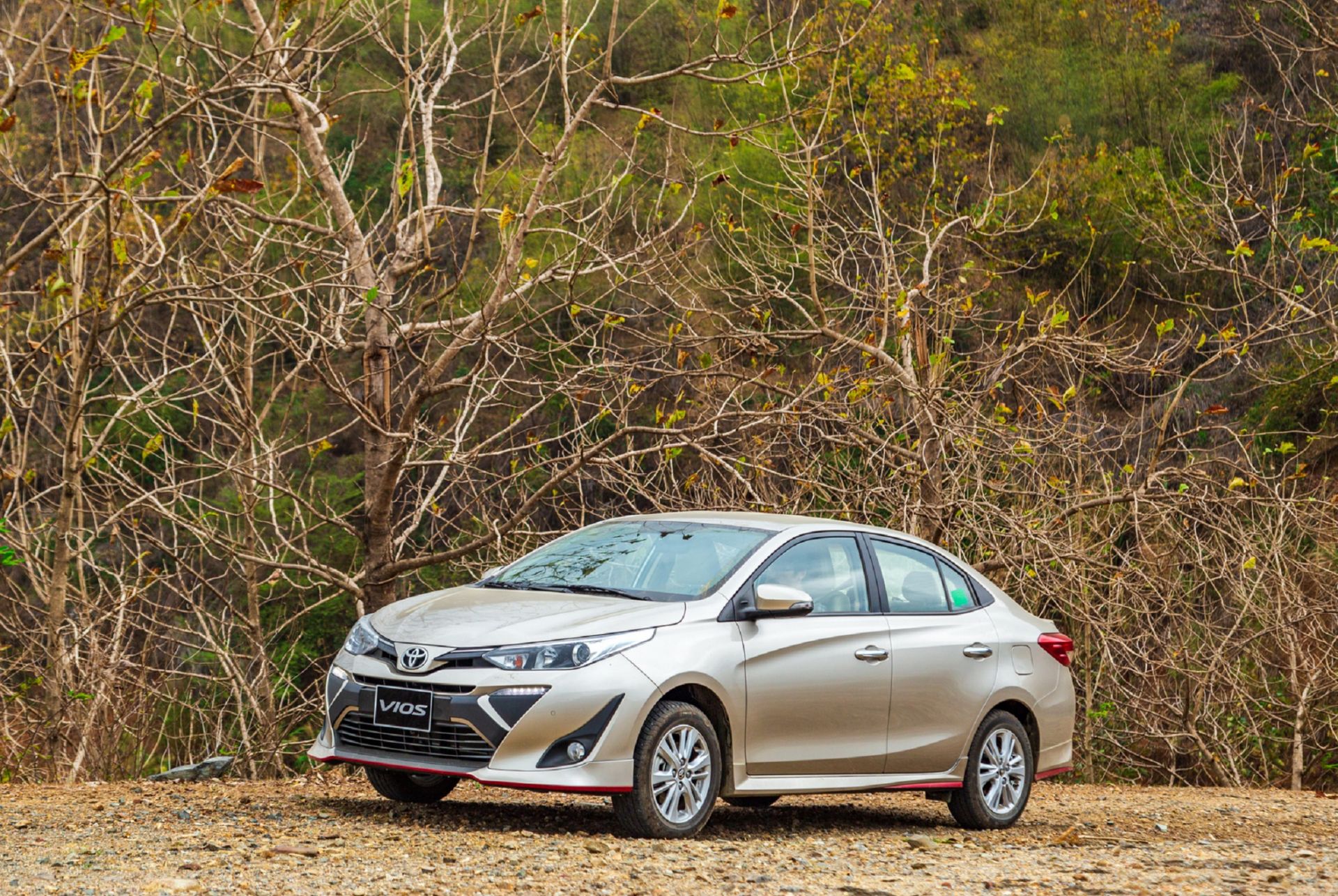 Toyota Vios vẫn là mẫu xe có doanh số cao