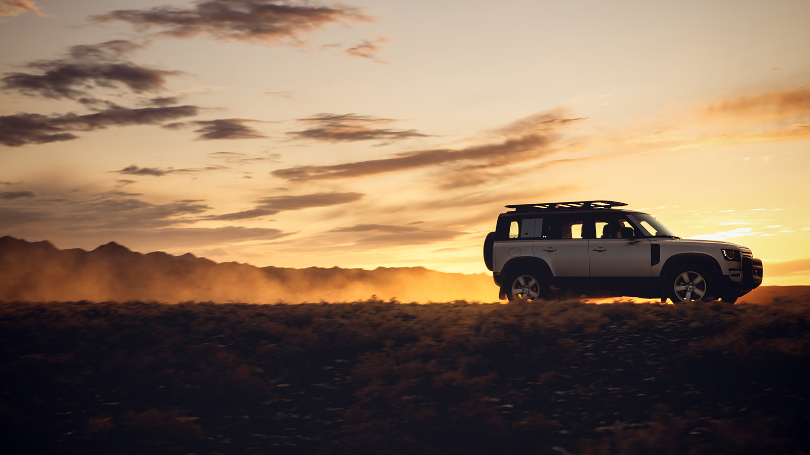 Giá xe Land Rover Defender