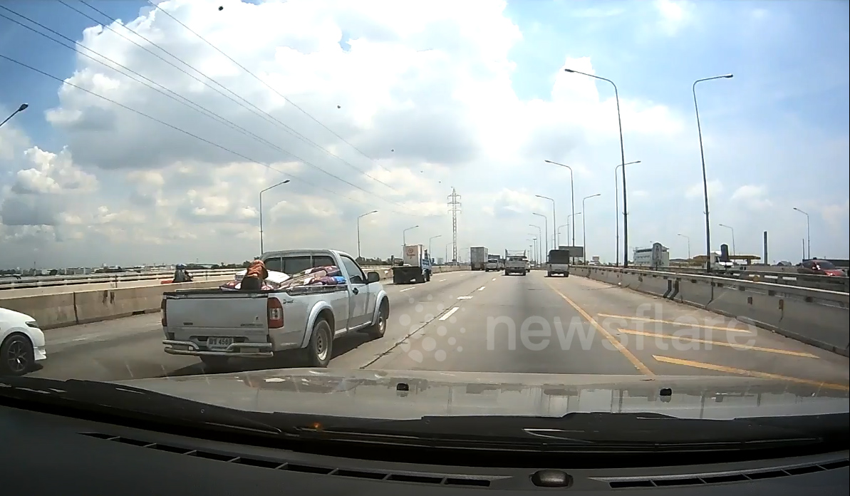 Đường cao tốc ở Samut Sakhon, miền trung Thái Lan trước khi xảy ra vụ tai nạn