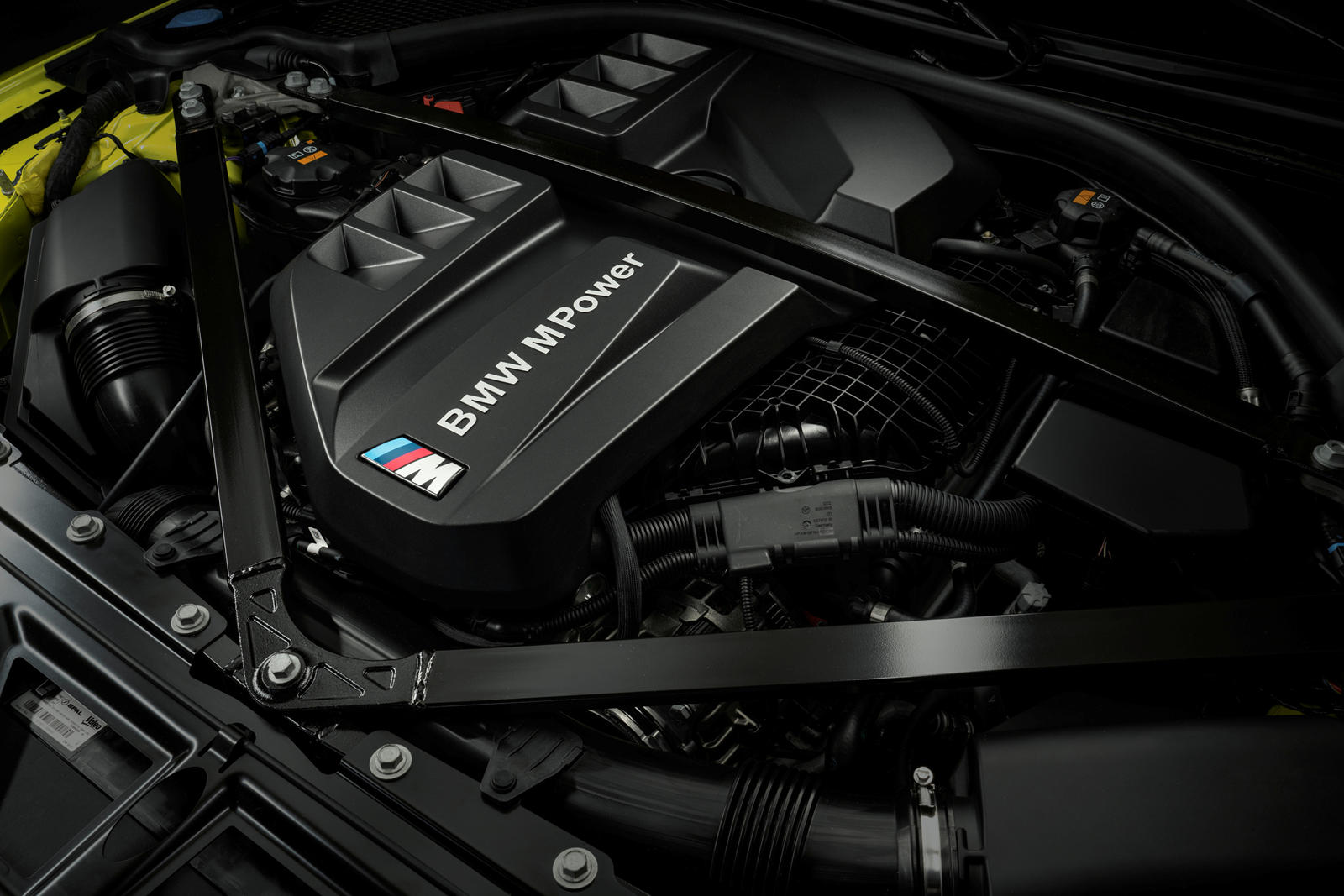 Động cơ BMW M Performance cải thiện cả về công suất lẫn công nghệ
