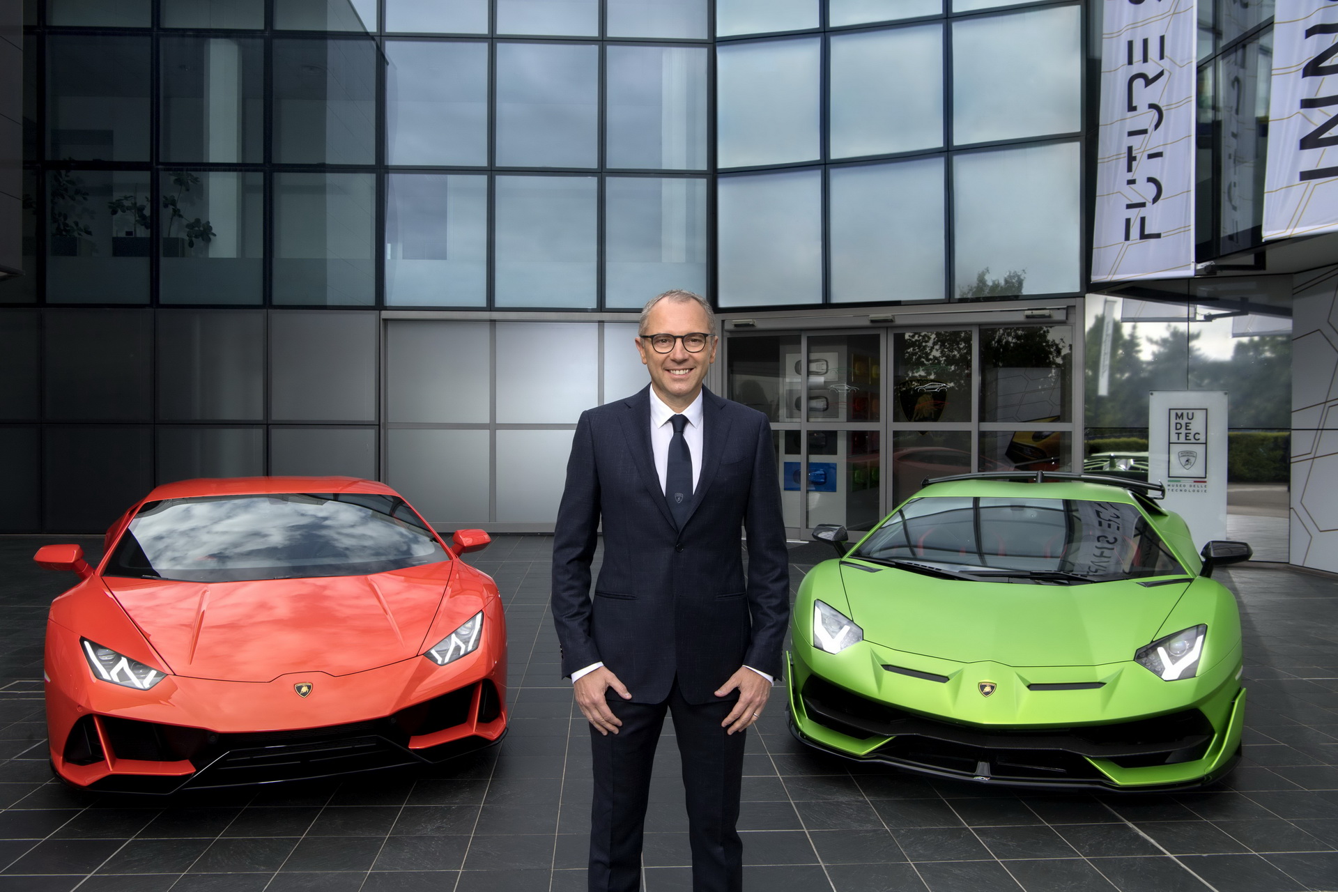 CEO Lamborghini sẽ chuyển sang F1
