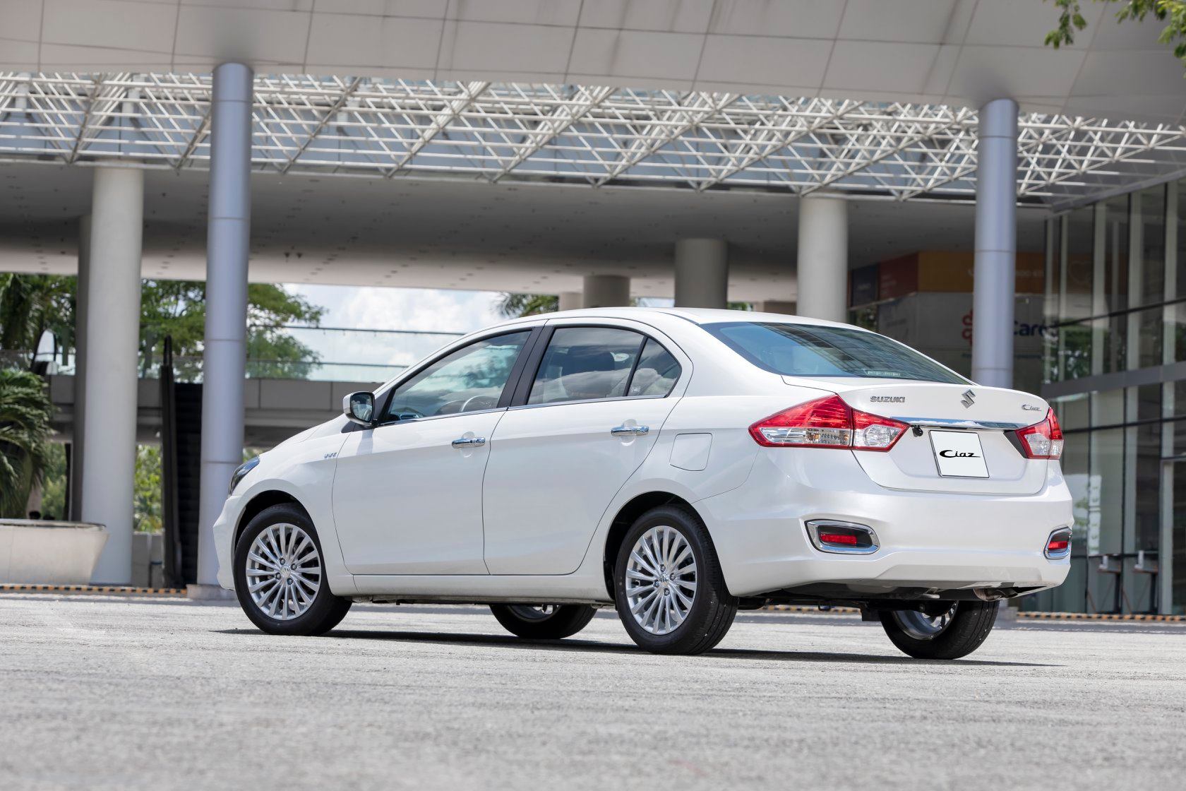 Suzuki Ciaz 2020 nâng cấp chính thức có mặt tại đại lý, giá cao nhất phân khúc