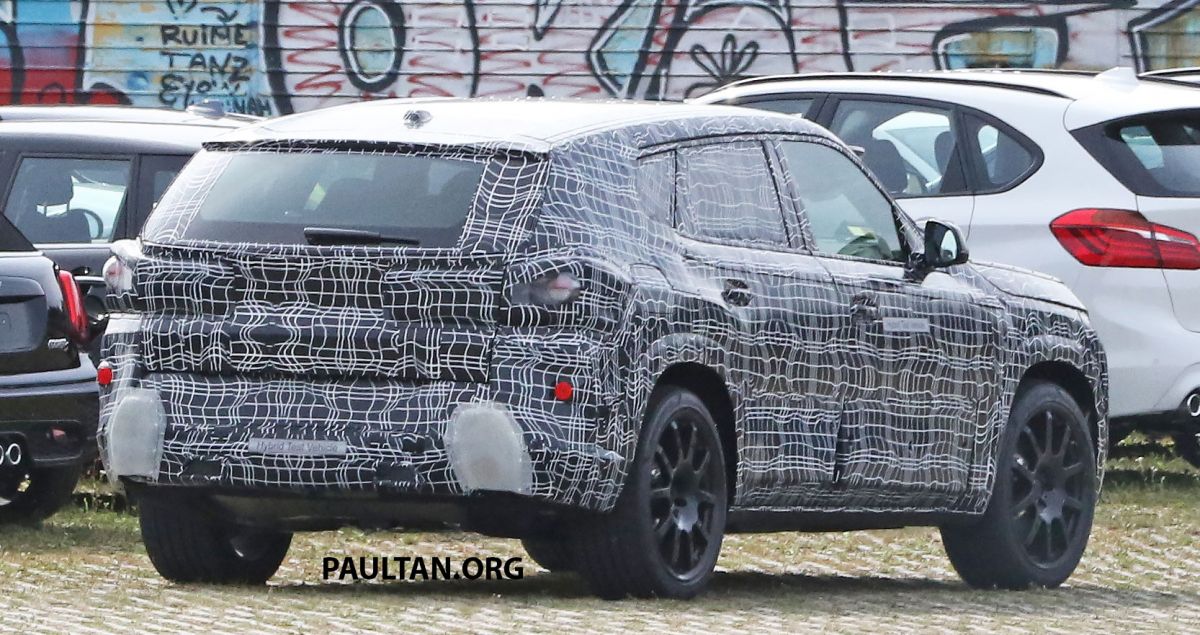 Đuôi xe BMW X8