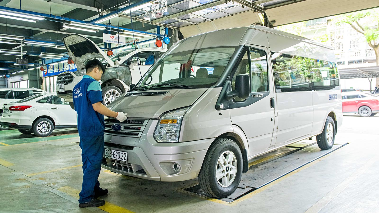Vòng bảo dưỡng của Transit dài hơn các đối thủ khác lên tới 10.000km