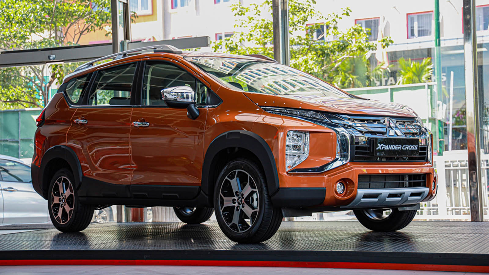 Xe Mitsubishi Xpander Cross