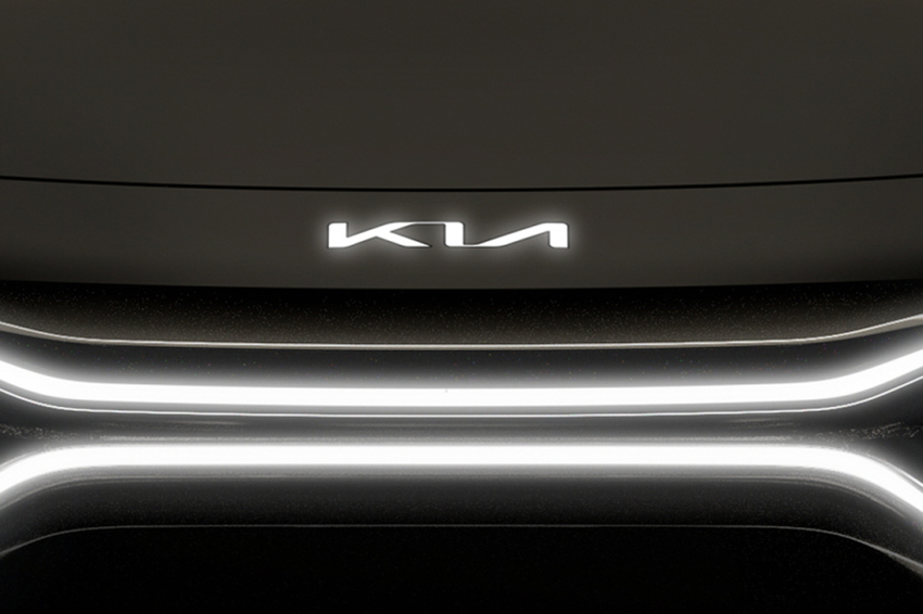Kia tiết lộ logo mới qua màn bắn pháo hoa
