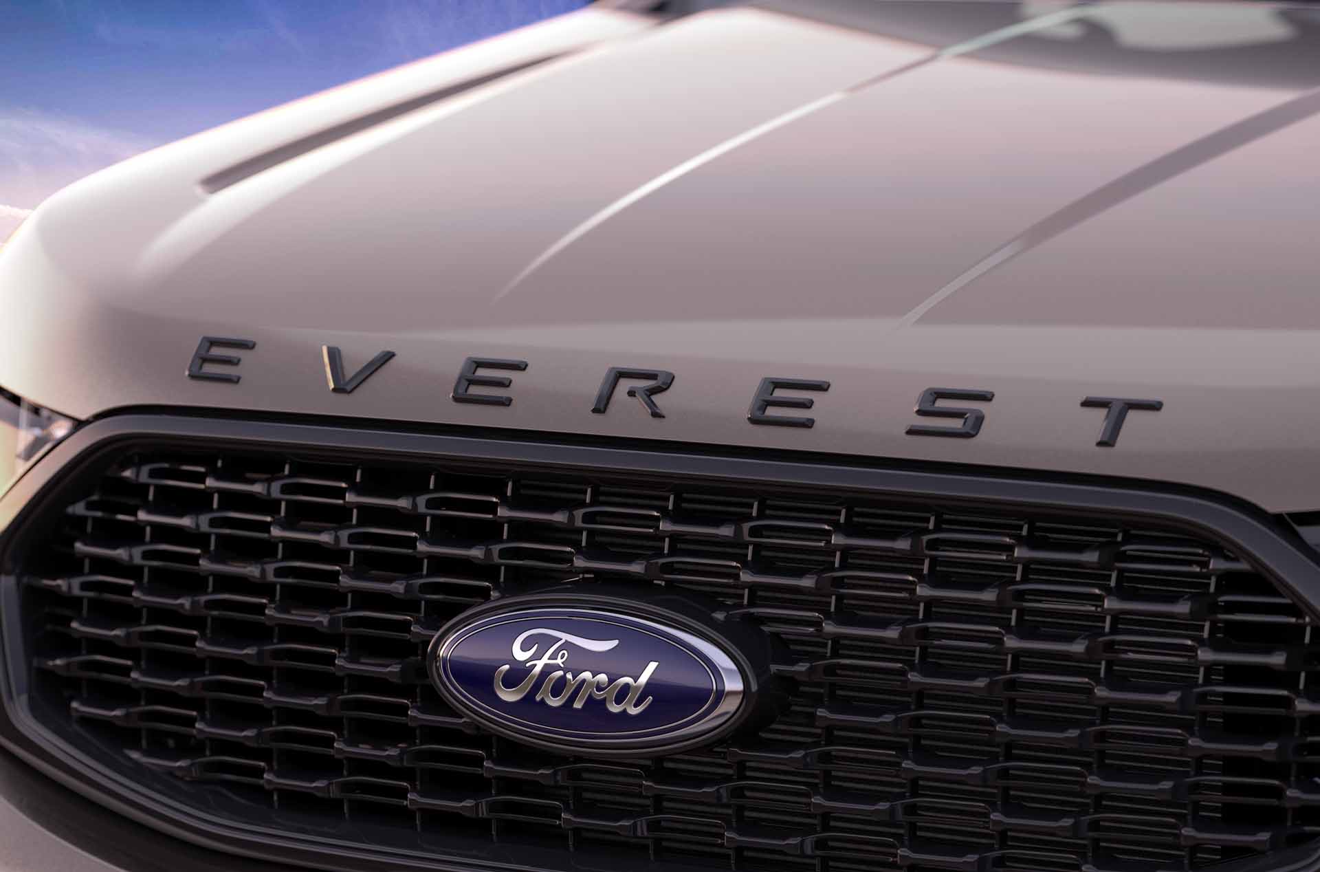 Ford Everest phiên bản Sport tại thị trường Việt Nam