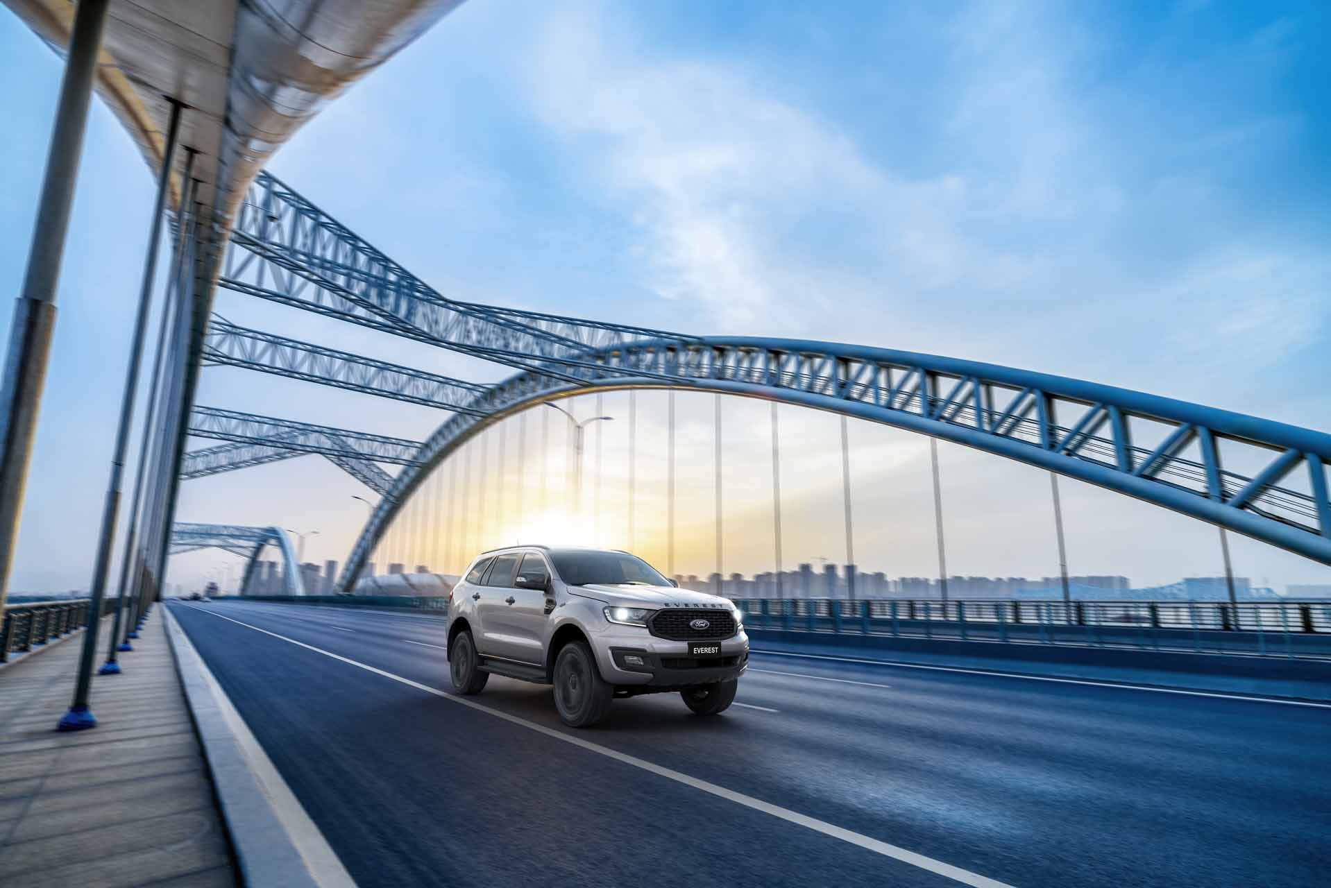 Ford Everest là mẫu SUV có nhiều trang bị tiện nghi