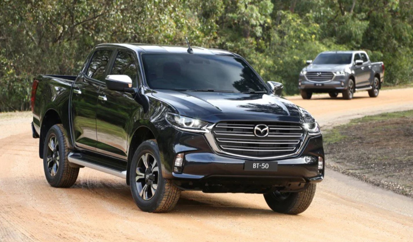Mazda BT-50 2022 chuẩn bị ra mắt Malaysia