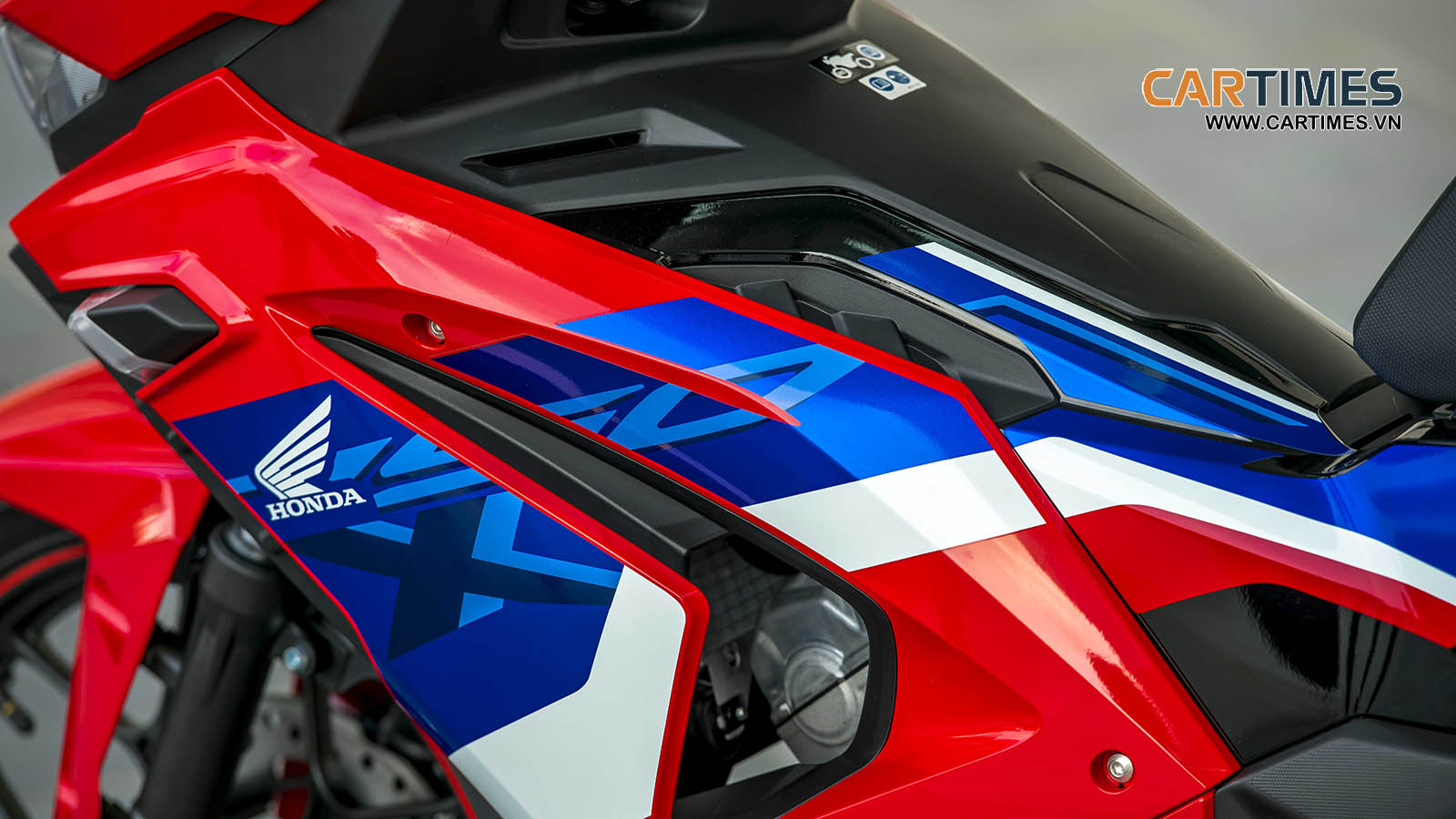 Thân xe Honda Winner