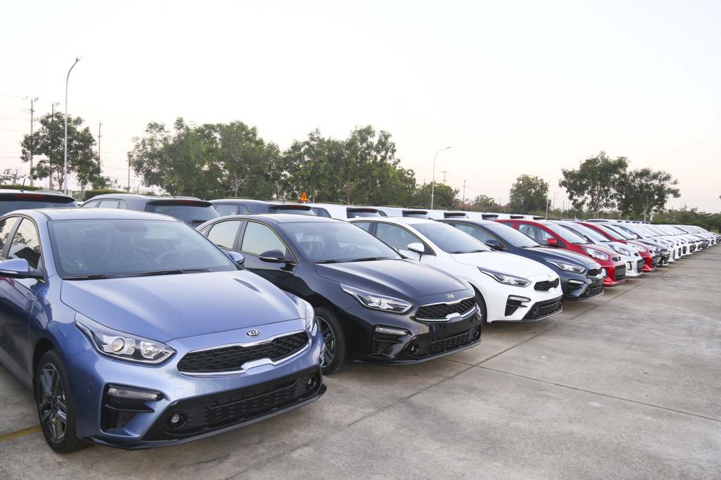 Tổng quan thị trường ô tô Việt Nam năm 2021