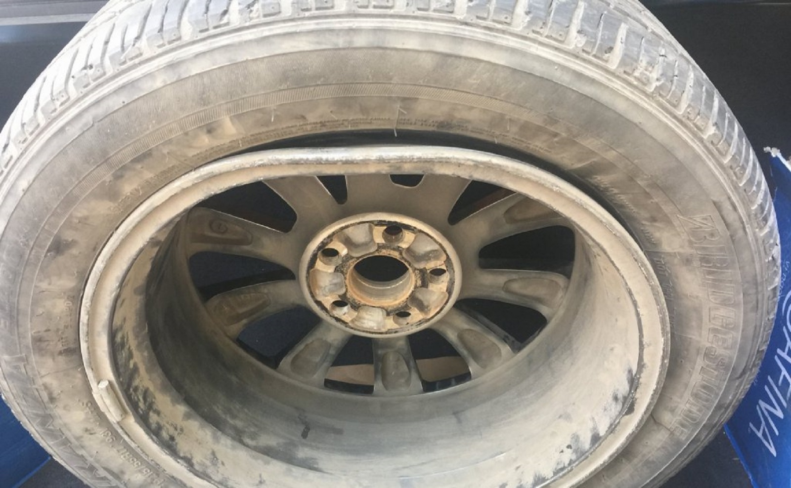 vành xe bị méo