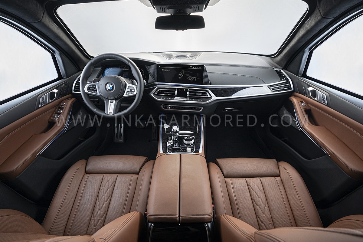 Hàng ghế trước của xe BMW X7
