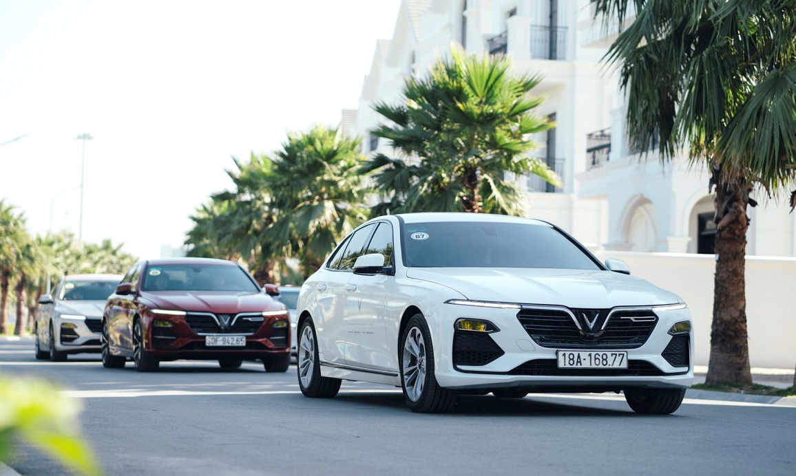 Xe VinFast Lux A2.0