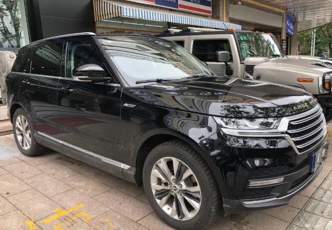 Phiên bản sao chép Range Rover của hãng xe Trung Quốc