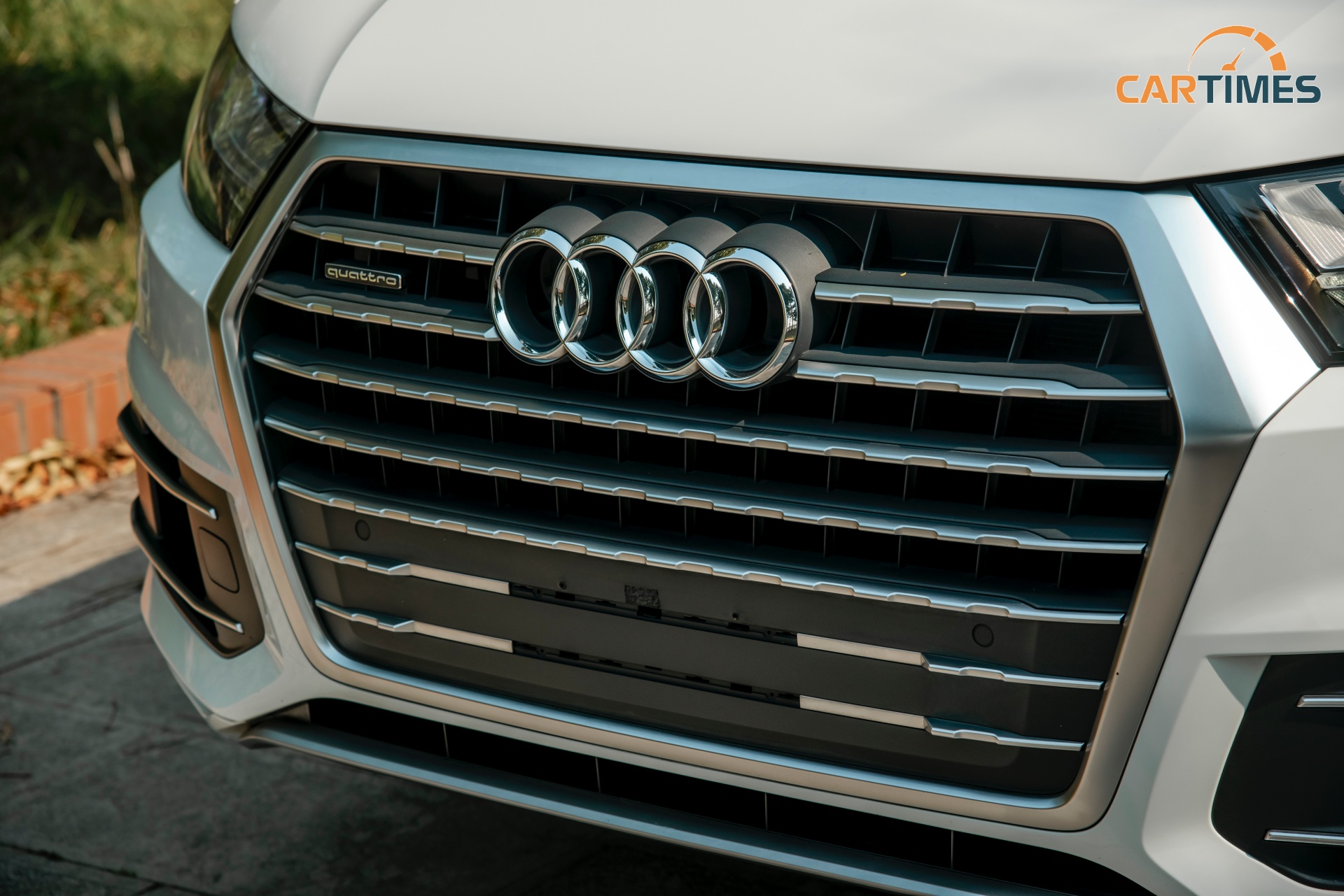 Lưới tản nhiệt xe Audi Q7 2018