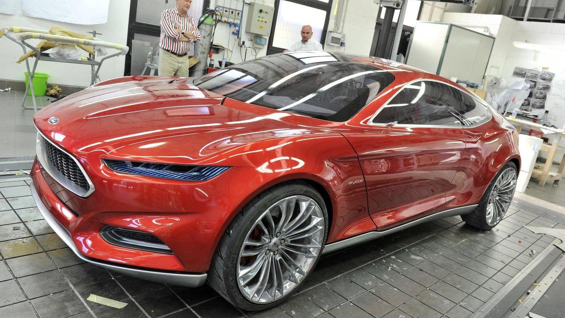 Chiếc xe Ford Mondeo Evos Concept