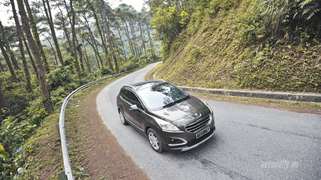Lái xe tốc độ cao