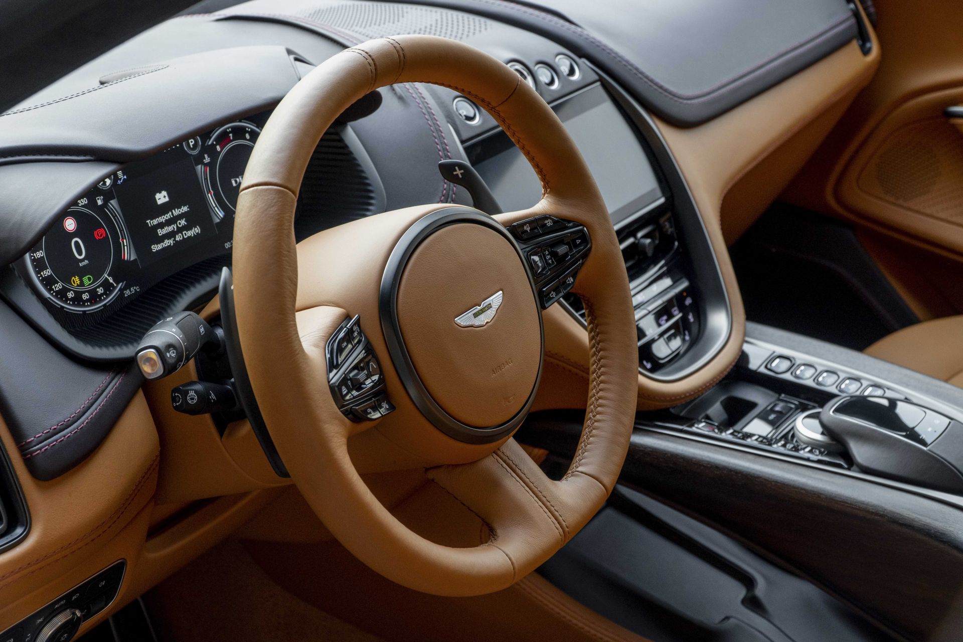 Vô lăng xe Aston Martin DBX