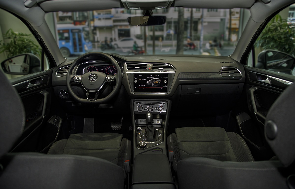 Nội thất xe Tiguan Elegance
