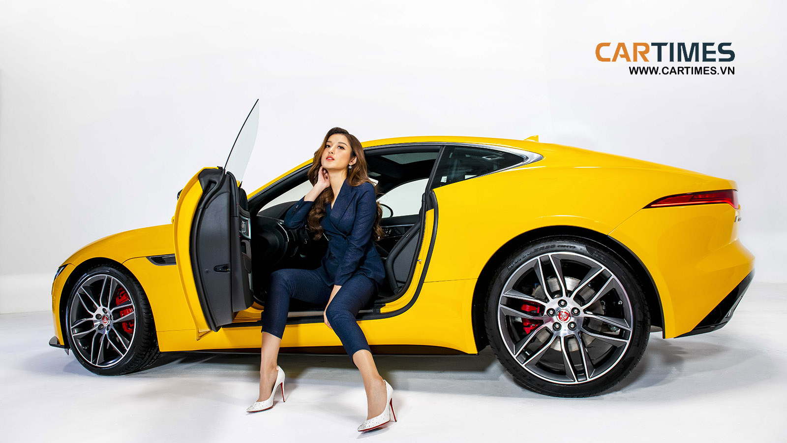 Nội thất Jaguar F-TYPE