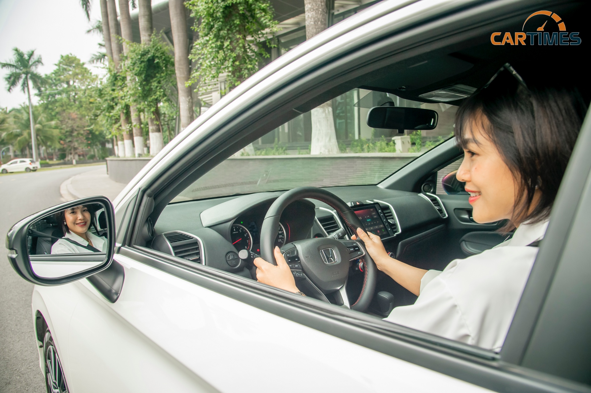 Gương chiếu hậu của xe Honda City 2021