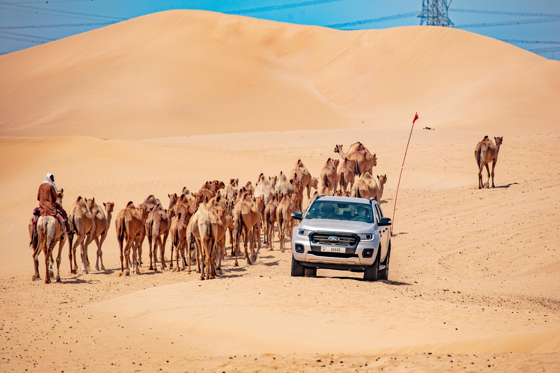 Ford Ranger thử thách tại sa mạc