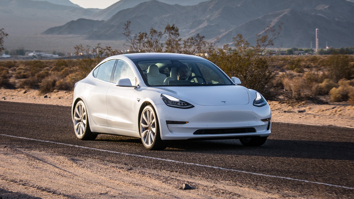 CEO Tesla Elon Musk phản ứng trước tin đồn Tesla làm ô tô gián điệp tại TQ