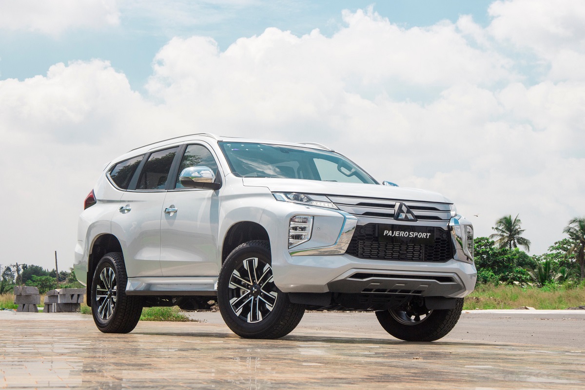 Khách hàng mua xe Mitsubishi Pajero Sport trong tháng 3 này có thể nhận quà lên đến 35 triệu đồng