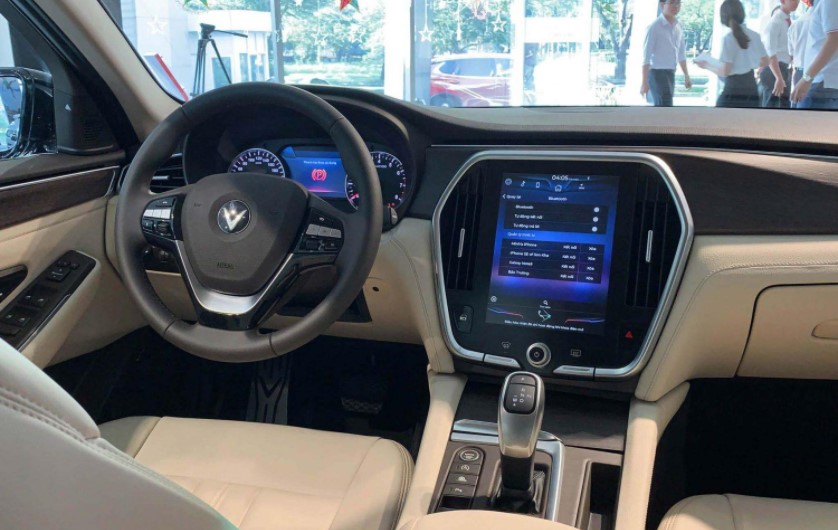 VinFast Lux A2.0 2019 cũ trên thị trường có giá bao nhiêu?