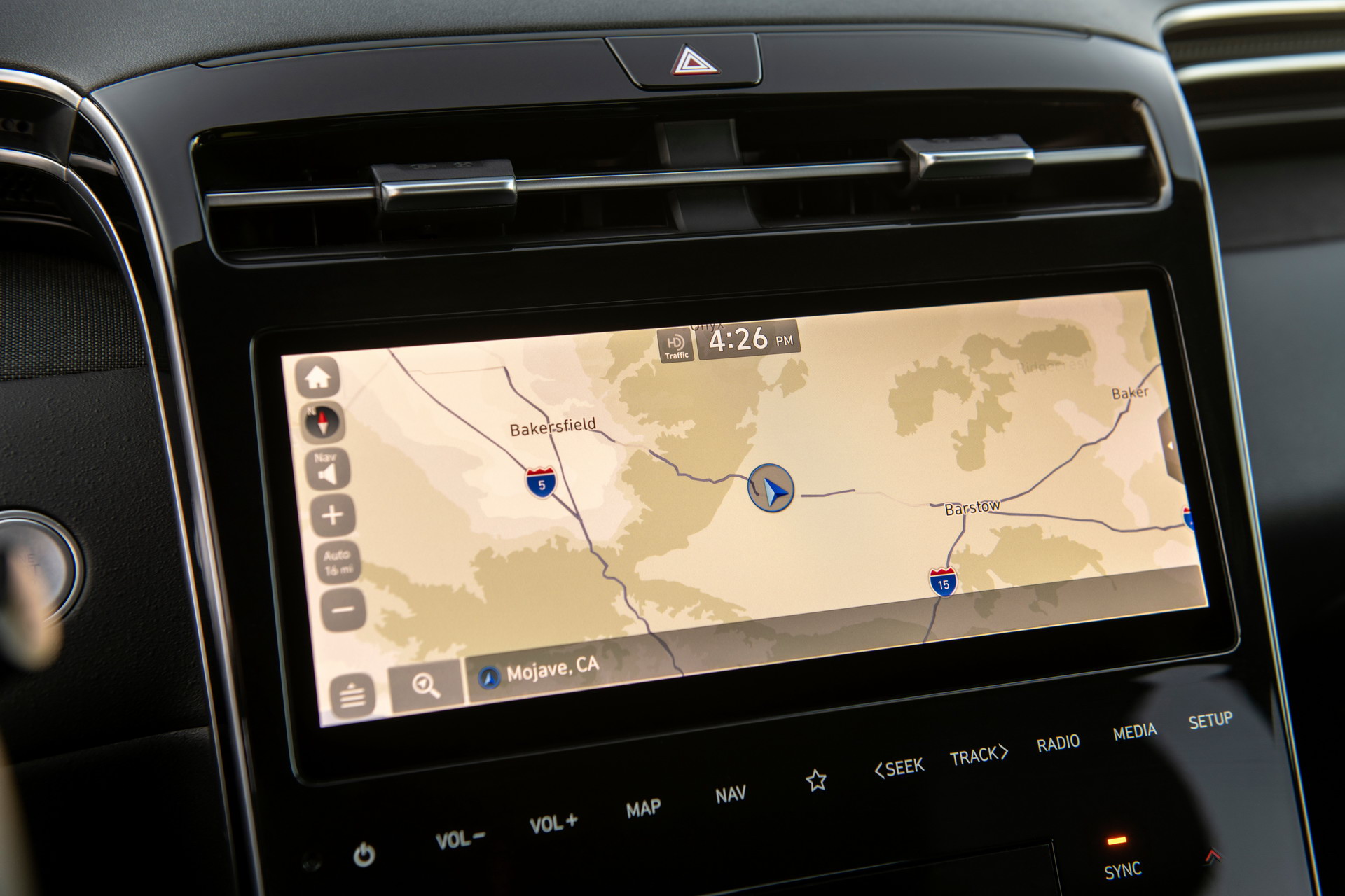Màn hình giải trí trên xe Hyundai Santa Cruz