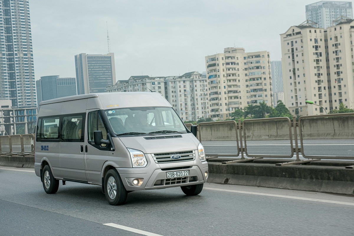 Ford Transit tiếp tục giữ vững vị trí dẫn đầu phân khúc xe thương mại tại Việt Nam